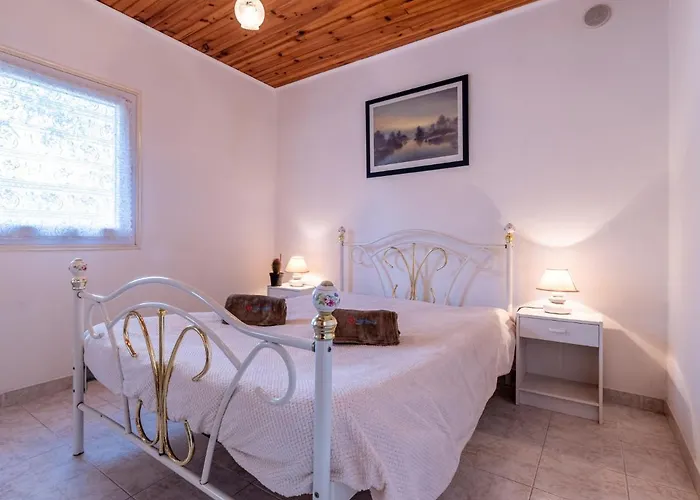 Holiday Home Campestra By Interhome * كوتي شْيافاري